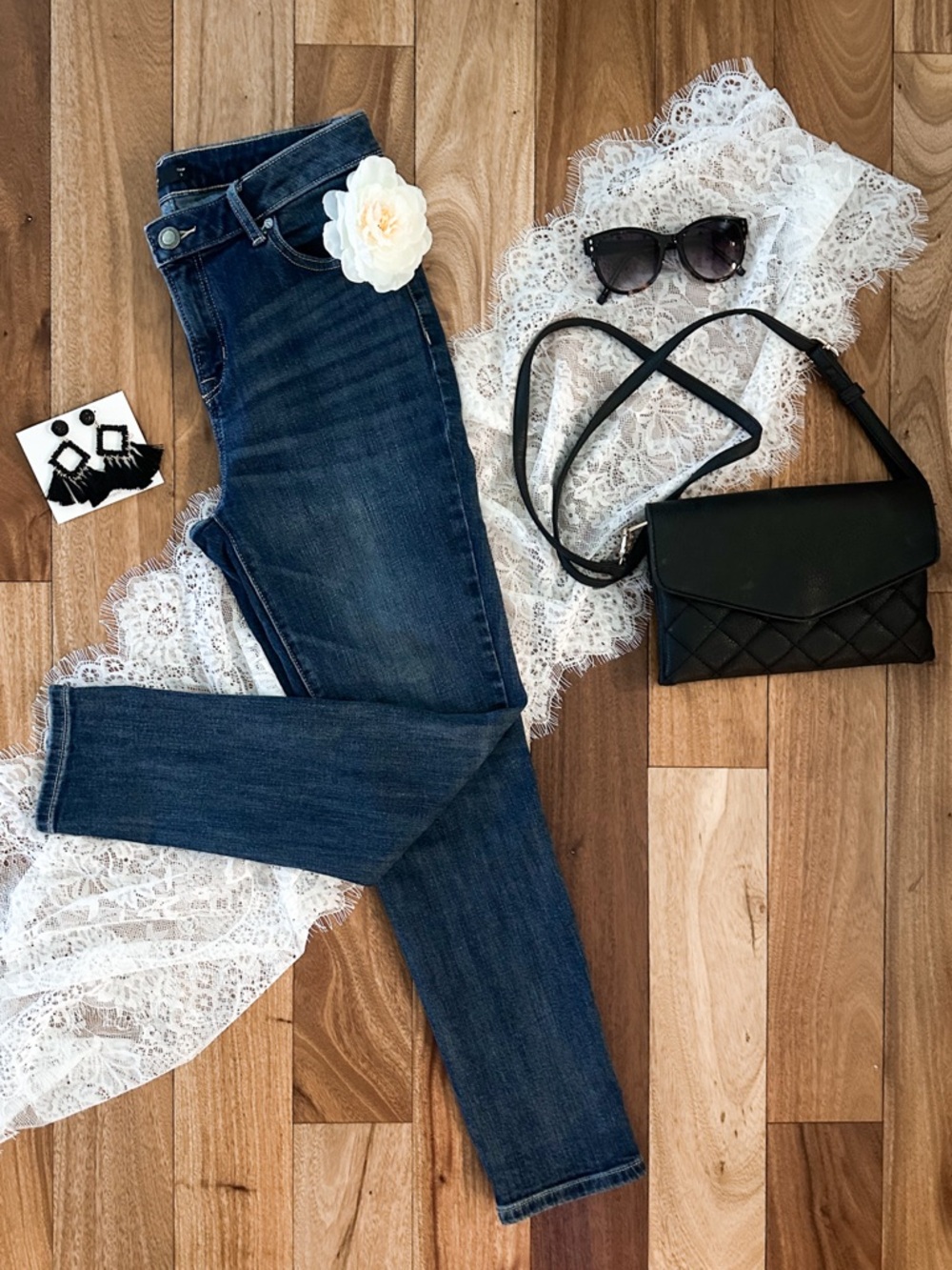 Simply Vera Vera Wang Dark Blue Skinny Jeans